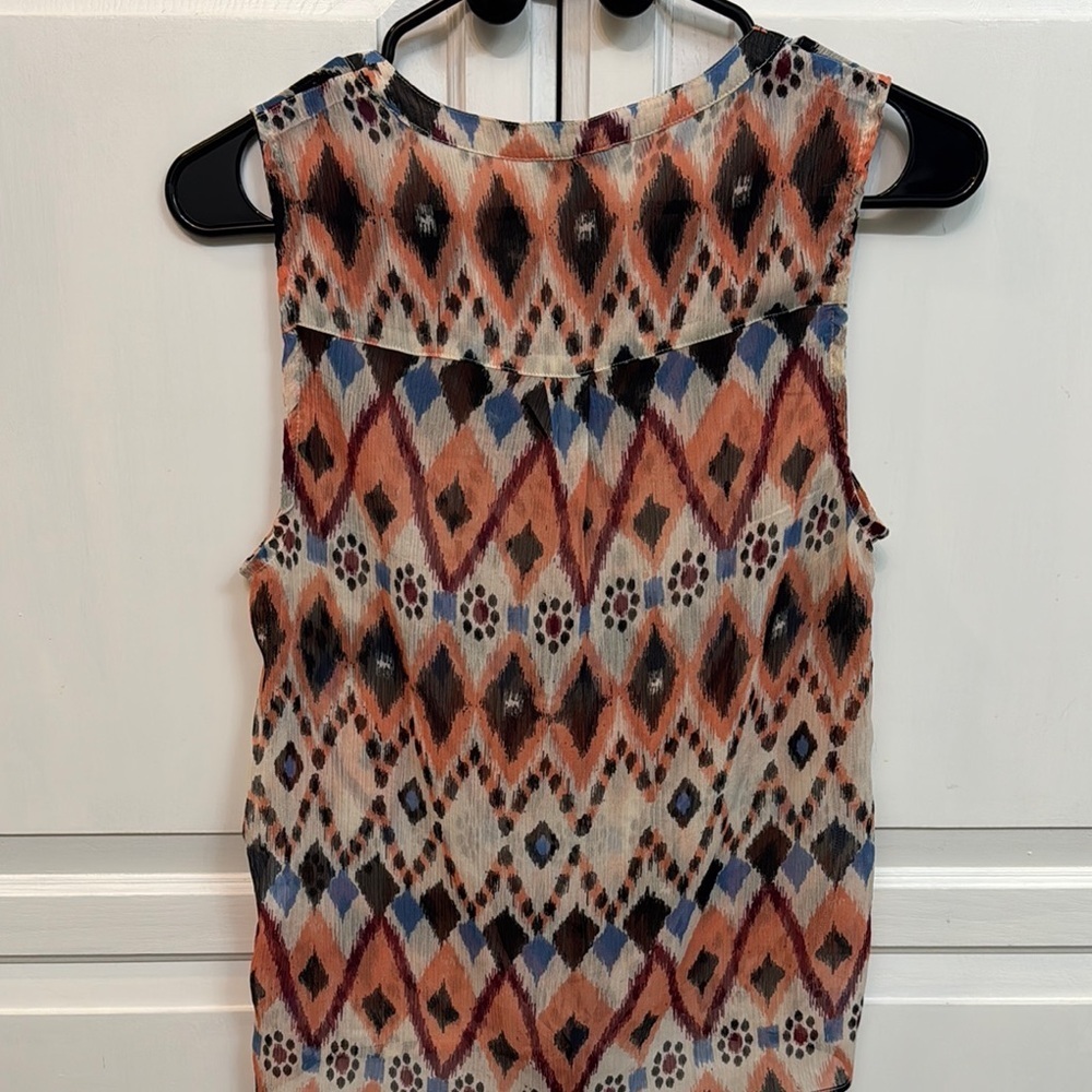 Lucky Brand Tie Front Blouse. Patterned. Size S. - Picture 7 of 7
